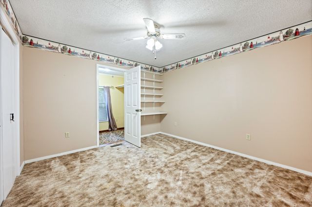 95 Brasher Dr, Decaturville, TN 38329