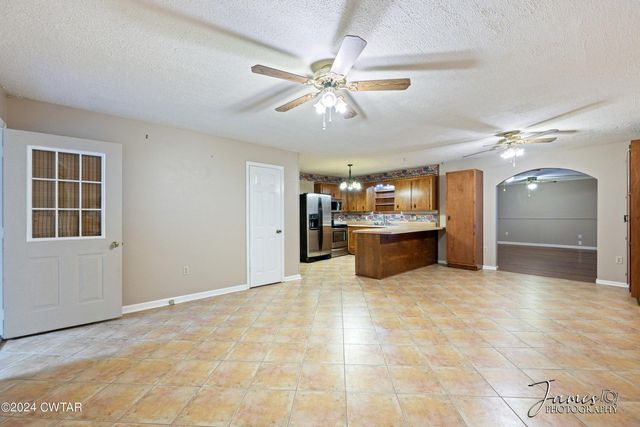 95 Brasher Dr, Decaturville, TN 38329