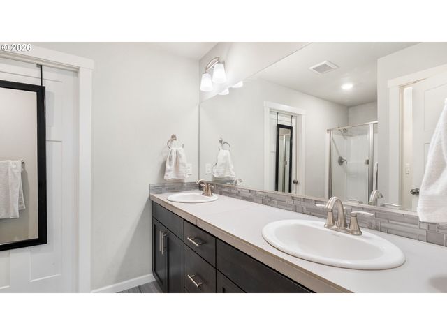 4145 S WATERS EDGE Way, Ridgefield, WA 98642