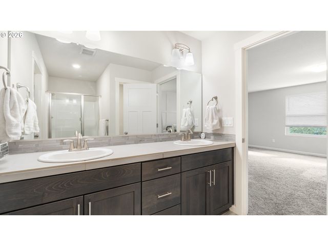 4145 S WATERS EDGE Way, Ridgefield, WA 98642