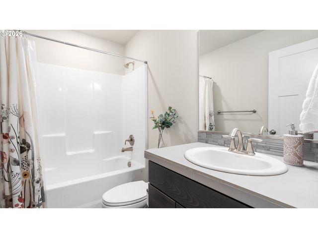 4145 S WATERS EDGE Way, Ridgefield, WA 98642