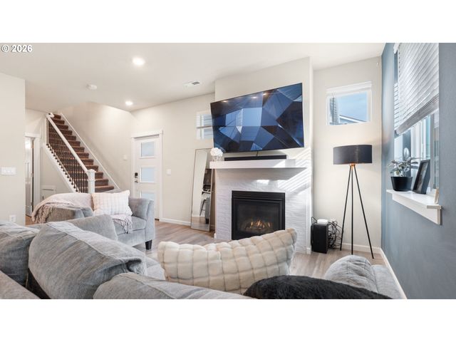 4145 S WATERS EDGE Way, Ridgefield, WA 98642