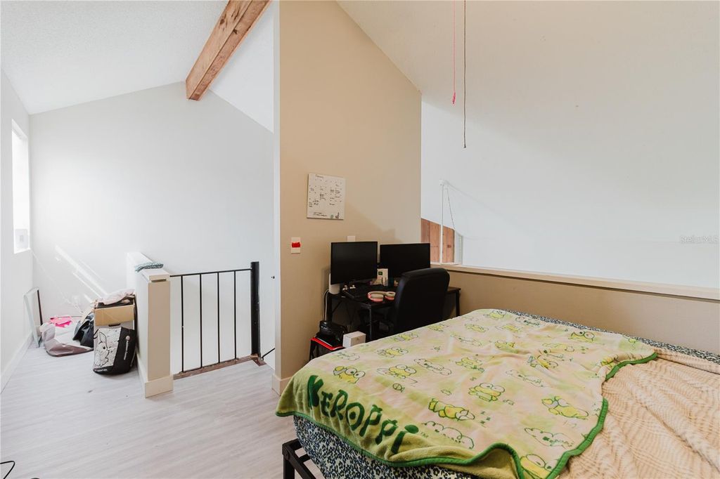 Image 23 of property listing at 4835 PURITAN CIRCLE 121, Tampa, FL 33617