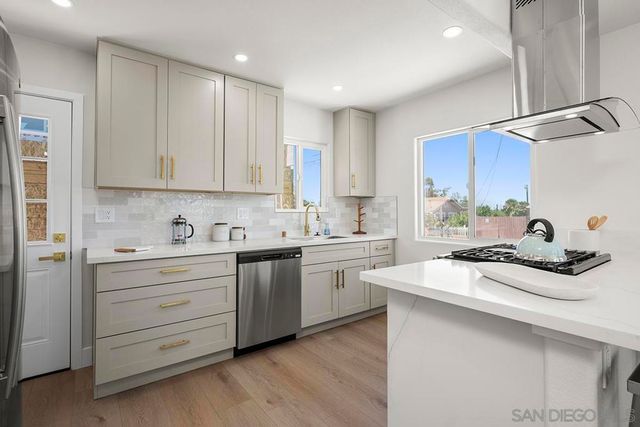 2249 Conifer, San Diego, CA 92154