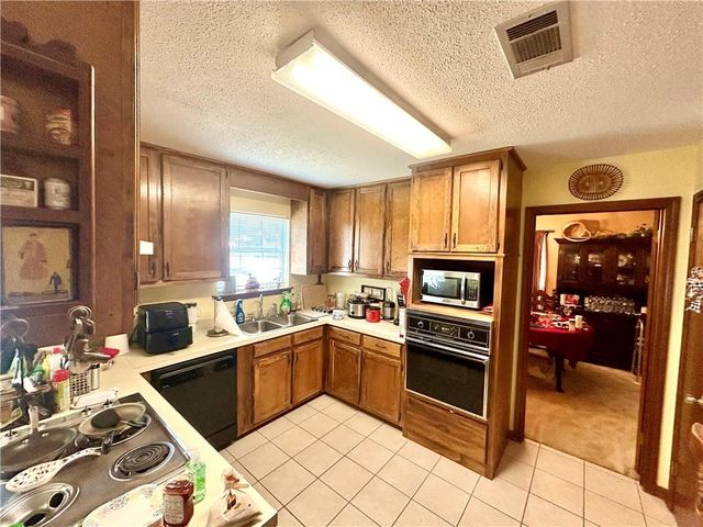 6239 Southridge S Road, Mobile, AL 36693