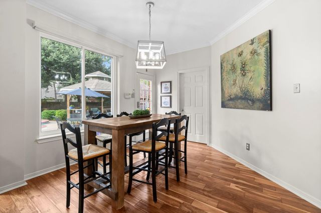 22 Royal Ridge Place, The Woodlands, TX 77382
