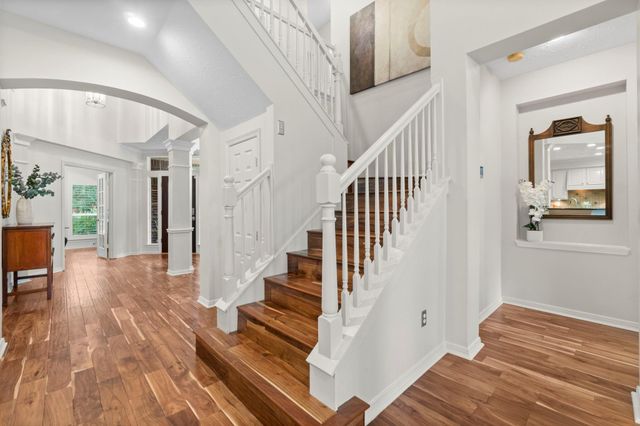 22 Royal Ridge Place, The Woodlands, TX 77382