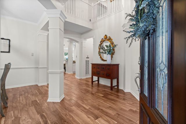 22 Royal Ridge Place, The Woodlands, TX 77382