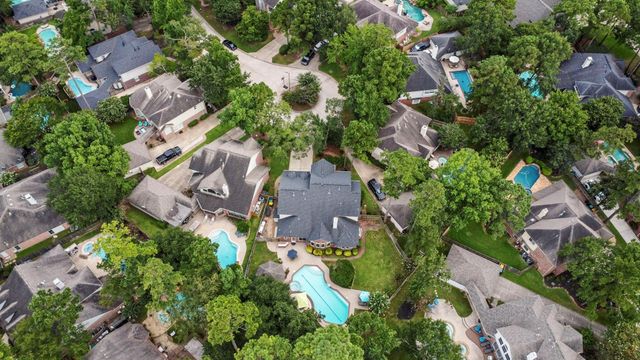 22 Royal Ridge Place, The Woodlands, TX 77382