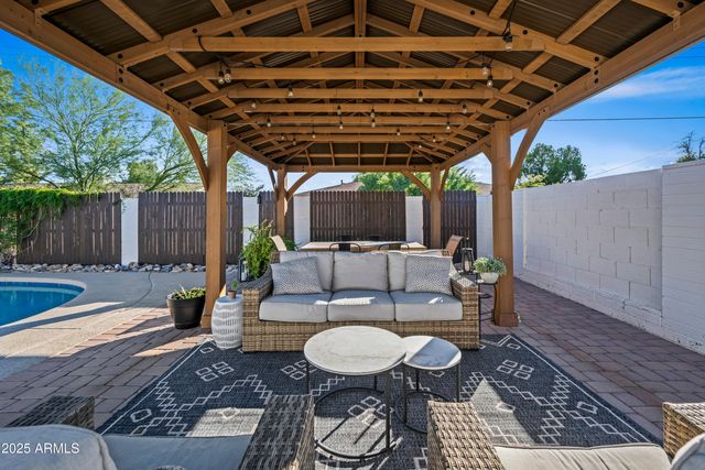 1323 E DOWNING Street, Mesa, AZ 85203