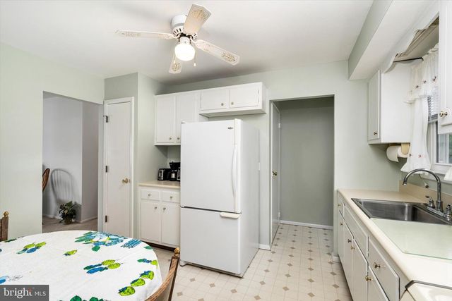 857 ESTATES BLVD, Hamilton, NJ 08690