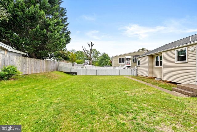 857 ESTATES BLVD, Hamilton, NJ 08690