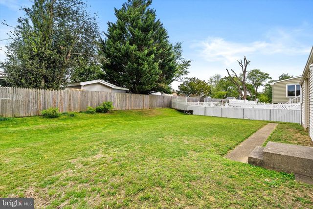857 ESTATES BLVD, Hamilton, NJ 08690