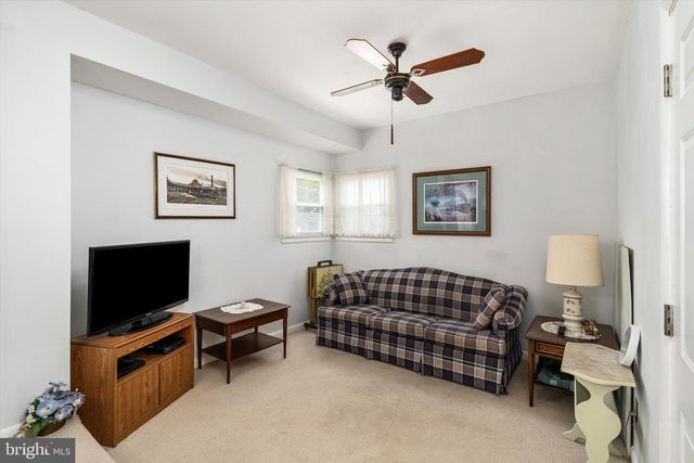 857 ESTATES BLVD, Hamilton, NJ 08690
