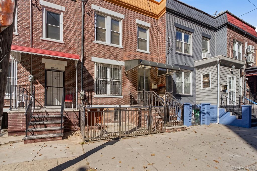 2239 Tiebout Avenue, Bronx, NY 10457 — exterior