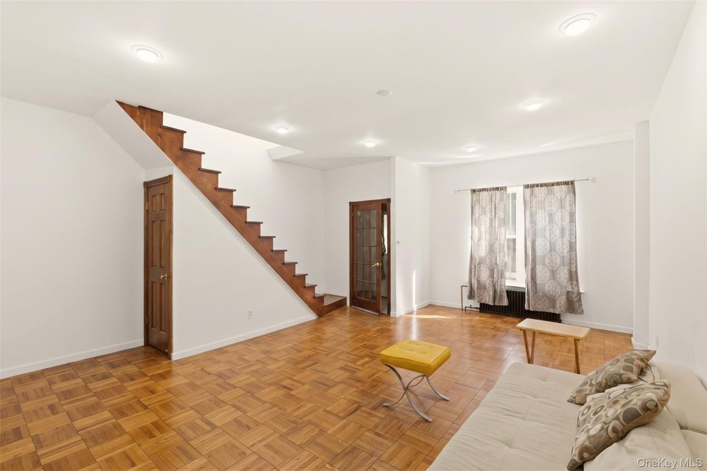 2239 Tiebout Avenue, Bronx, NY 10457 — photo 4