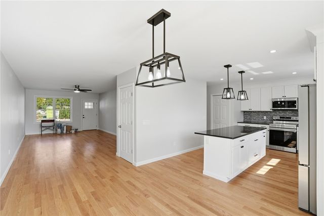 8 Teresa Ann Crossing, West Warwick, RI 02893