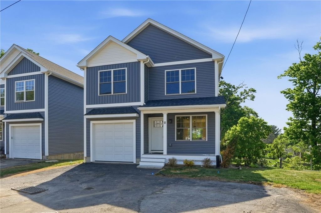 8 Teresa Ann Crossing, West Warwick, RI 02893
