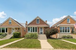 7540 N Octavia Avenue, Chicago, IL 60631