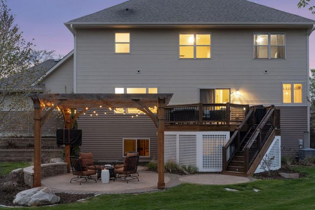 3269 Thornton Drive SW, Prior Lake, MN 55372