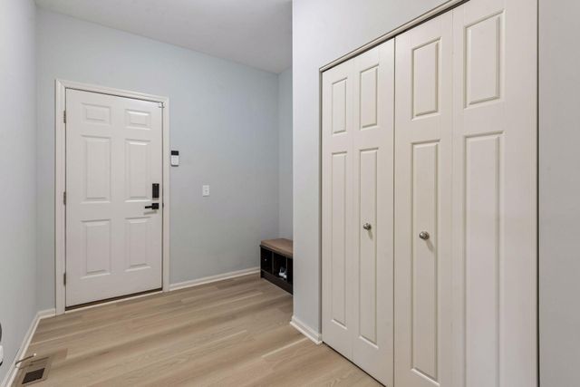 3269 Thornton Drive SW, Prior Lake, MN 55372
