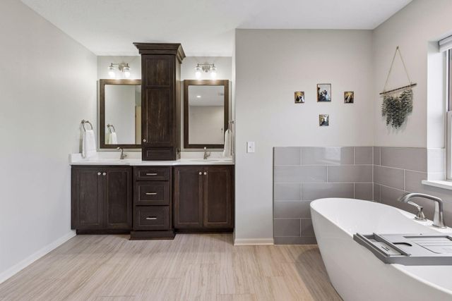 3269 Thornton Drive SW, Prior Lake, MN 55372