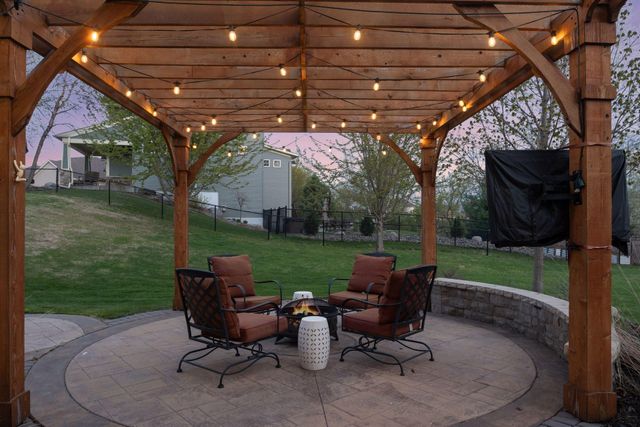 3269 Thornton Drive SW, Prior Lake, MN 55372