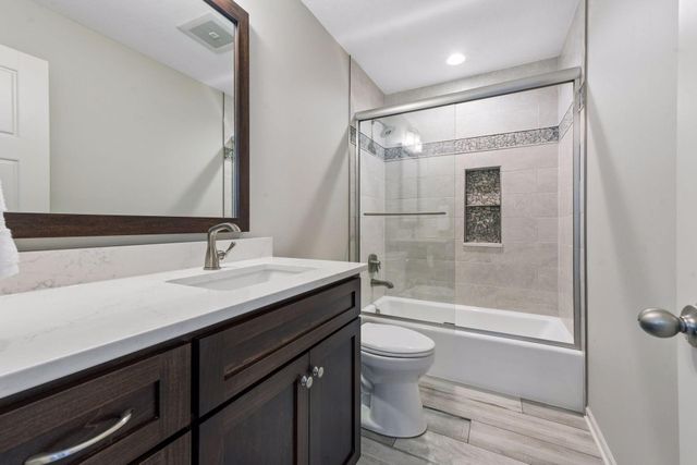 3269 Thornton Drive SW, Prior Lake, MN 55372