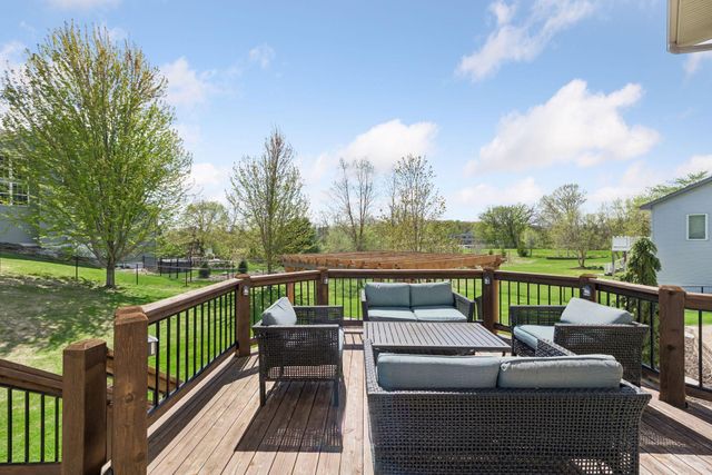 3269 Thornton Drive SW, Prior Lake, MN 55372