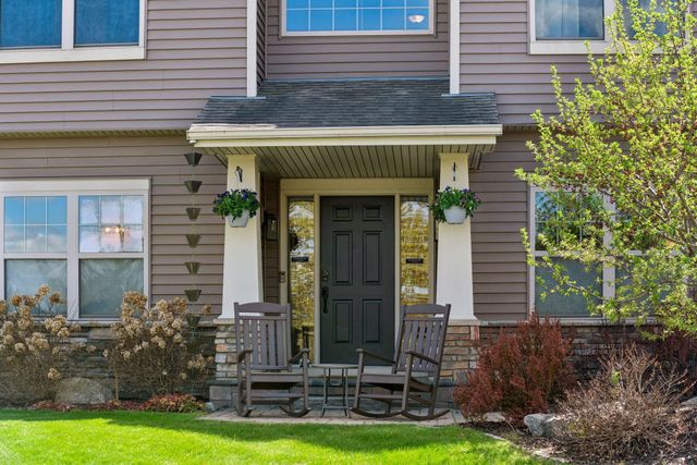 3269 Thornton Drive SW, Prior Lake, MN 55372