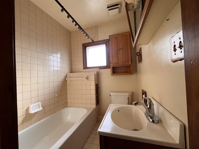 5061 Walsh Drive, Brighton, MI 48114