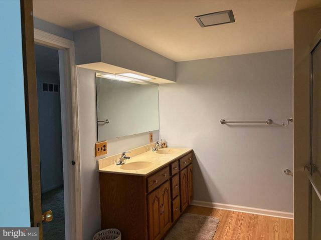 13132 W BUCKSHUTEM RD, Millville, NJ 08332