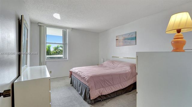 3015 N Ocean Boulevard 3J, Fort Lauderdale, FL 33308