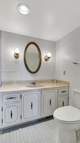 3015 N Ocean Boulevard 3J, Fort Lauderdale, FL 33308