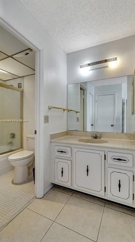3015 N Ocean Boulevard 3J, Fort Lauderdale, FL 33308