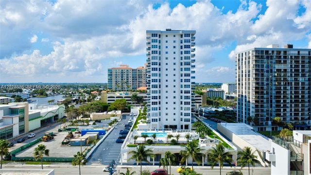 3015 N Ocean Boulevard 3J, Fort Lauderdale, FL 33308