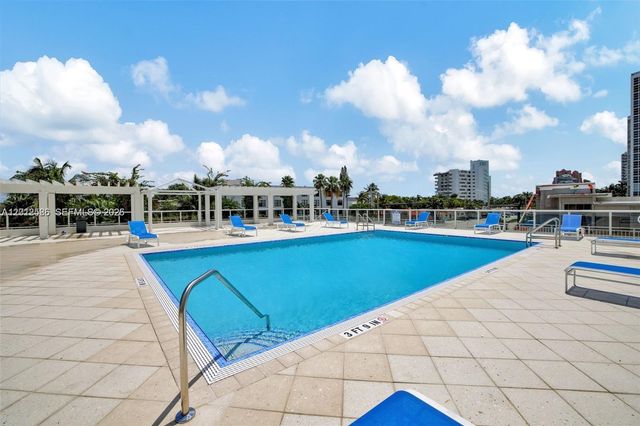 3015 N Ocean Boulevard 3J, Fort Lauderdale, FL 33308