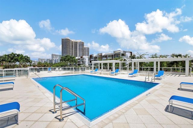 3015 N Ocean Boulevard 3J, Fort Lauderdale, FL 33308