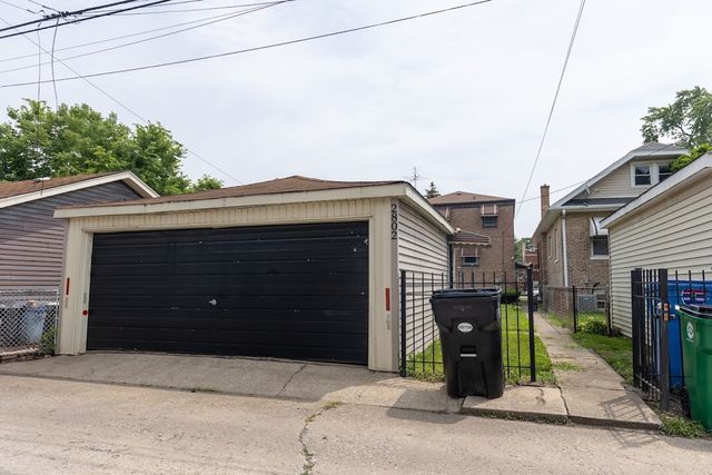 2802 Cuyler Avenue, Berwyn, IL 60402