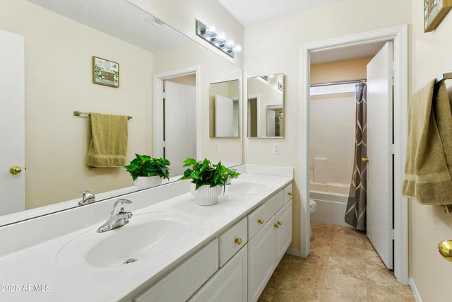 20932 N 67TH Drive, Glendale, AZ 85308