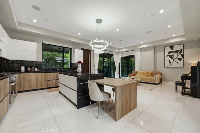 9171 W 3rd, Beverly Hills, CA 90210