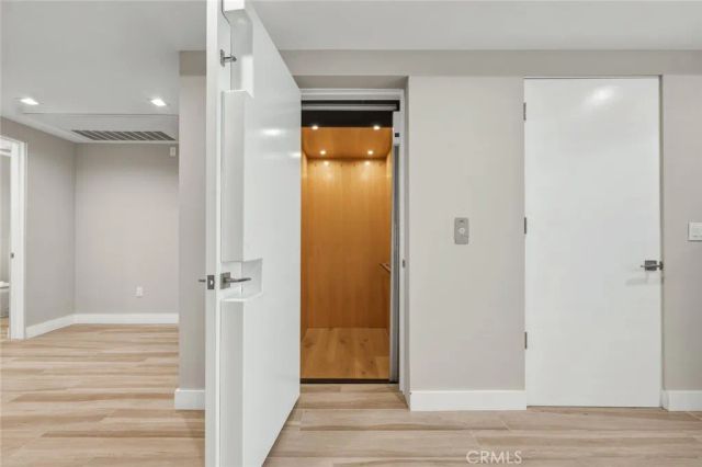 9171 W 3rd, Beverly Hills, CA 90210