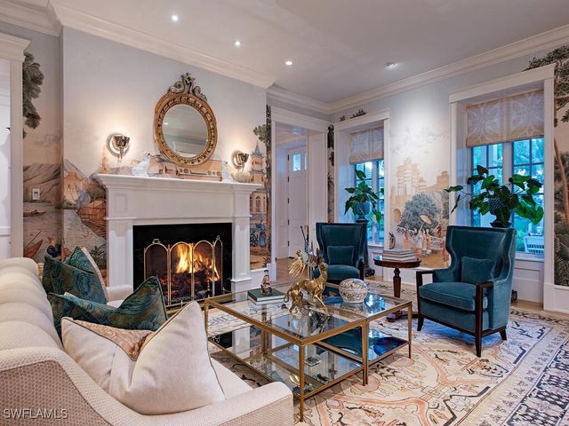 1963 Gulf Shore BLVD S, Naples, FL 34102