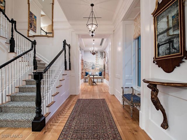 1963 Gulf Shore BLVD S, Naples, FL 34102