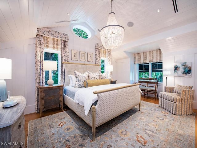 1963 Gulf Shore BLVD S, Naples, FL 34102