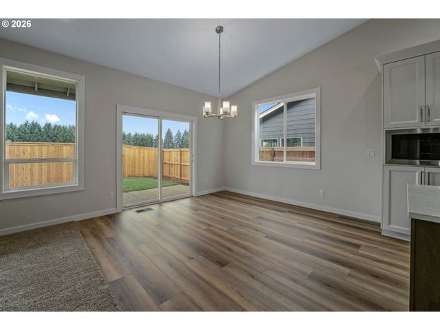 6699 Naomi Danielle St Se, Salem, OR 97306