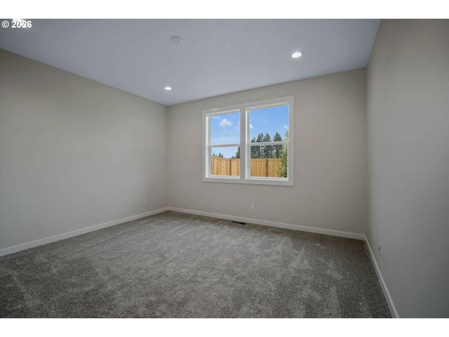 6699 Naomi Danielle St Se, Salem, OR 97306