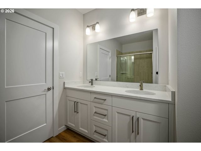 6699 Naomi Danielle St Se, Salem, OR 97306