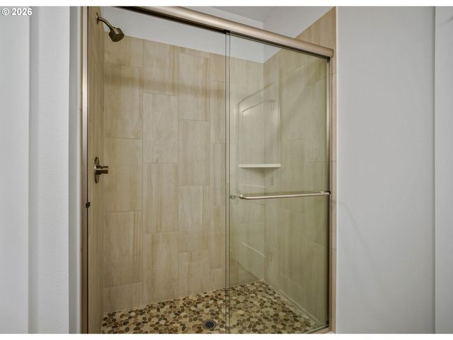 6699 Naomi Danielle St Se, Salem, OR 97306