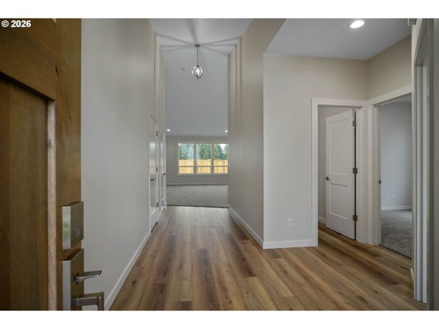 6699 Naomi Danielle St Se, Salem, OR 97306